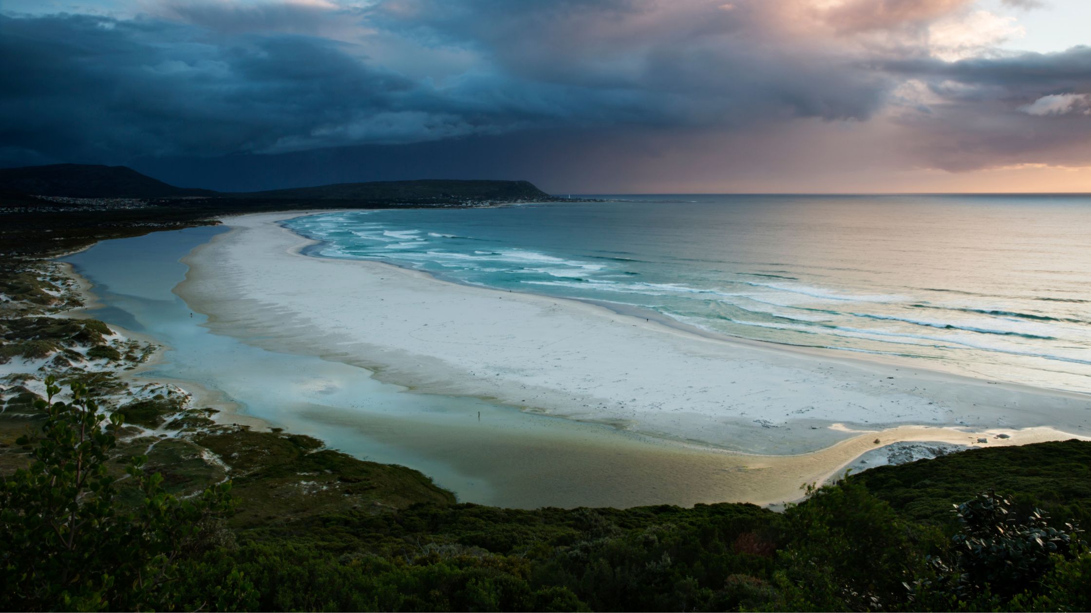 An image of the beach after one of the best day trips in Cape Town