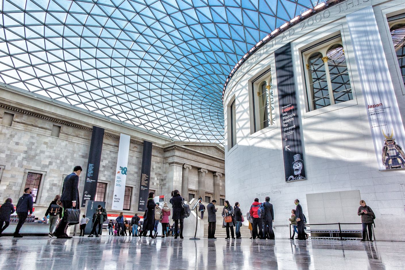 a mellow crowd inside the museum, which is one of the advantages of staying in hotels near the British Museum