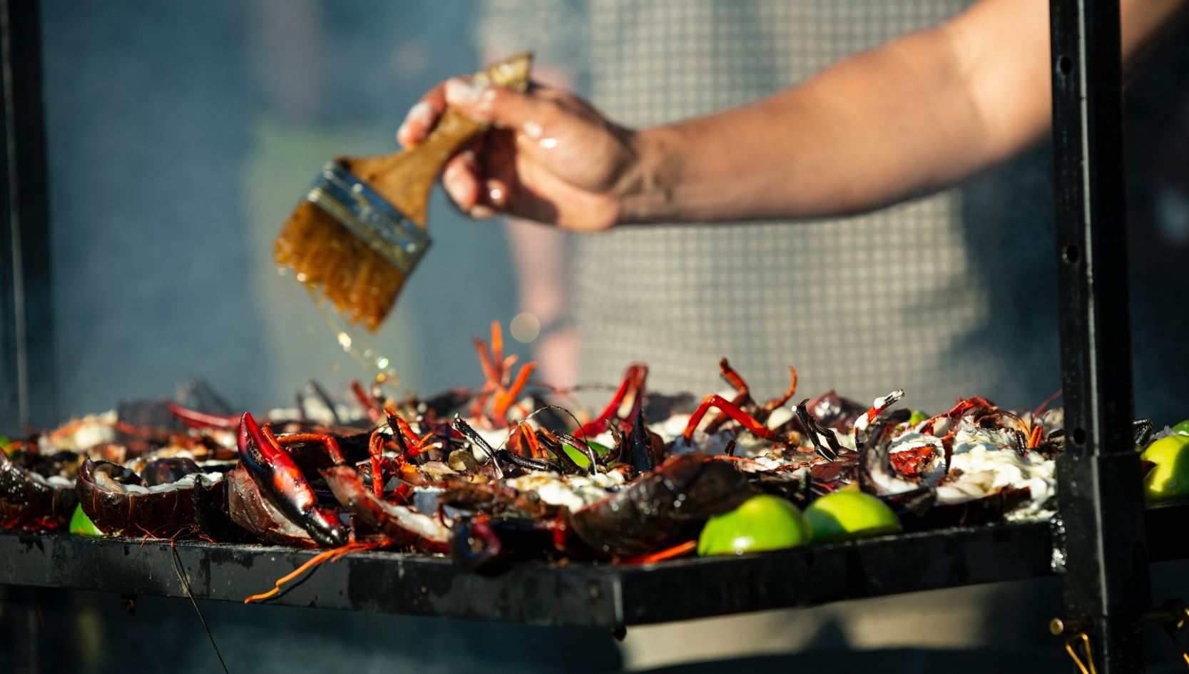food in Destin, Florida mostly centers around seafood and shellfish, like grilled lobsters and crayfish