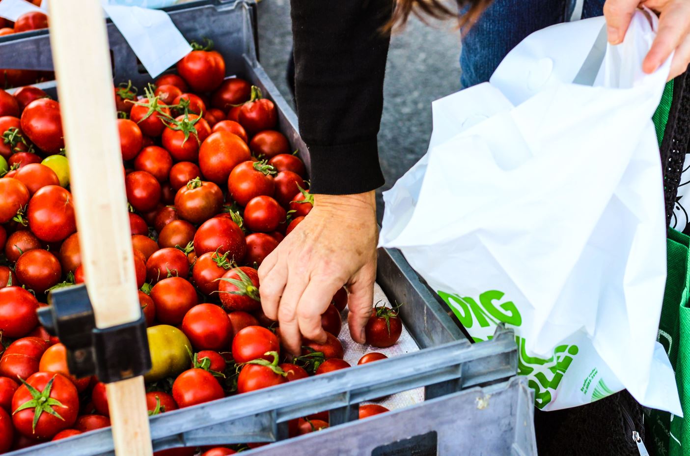 fresh, organic, locally-grown produce are common in many Perth markets